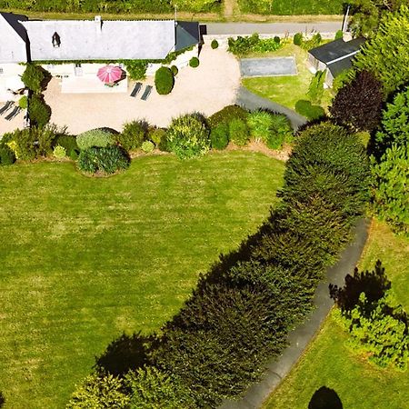 Le Domaine Des Roseraies Monfreville Exterior foto